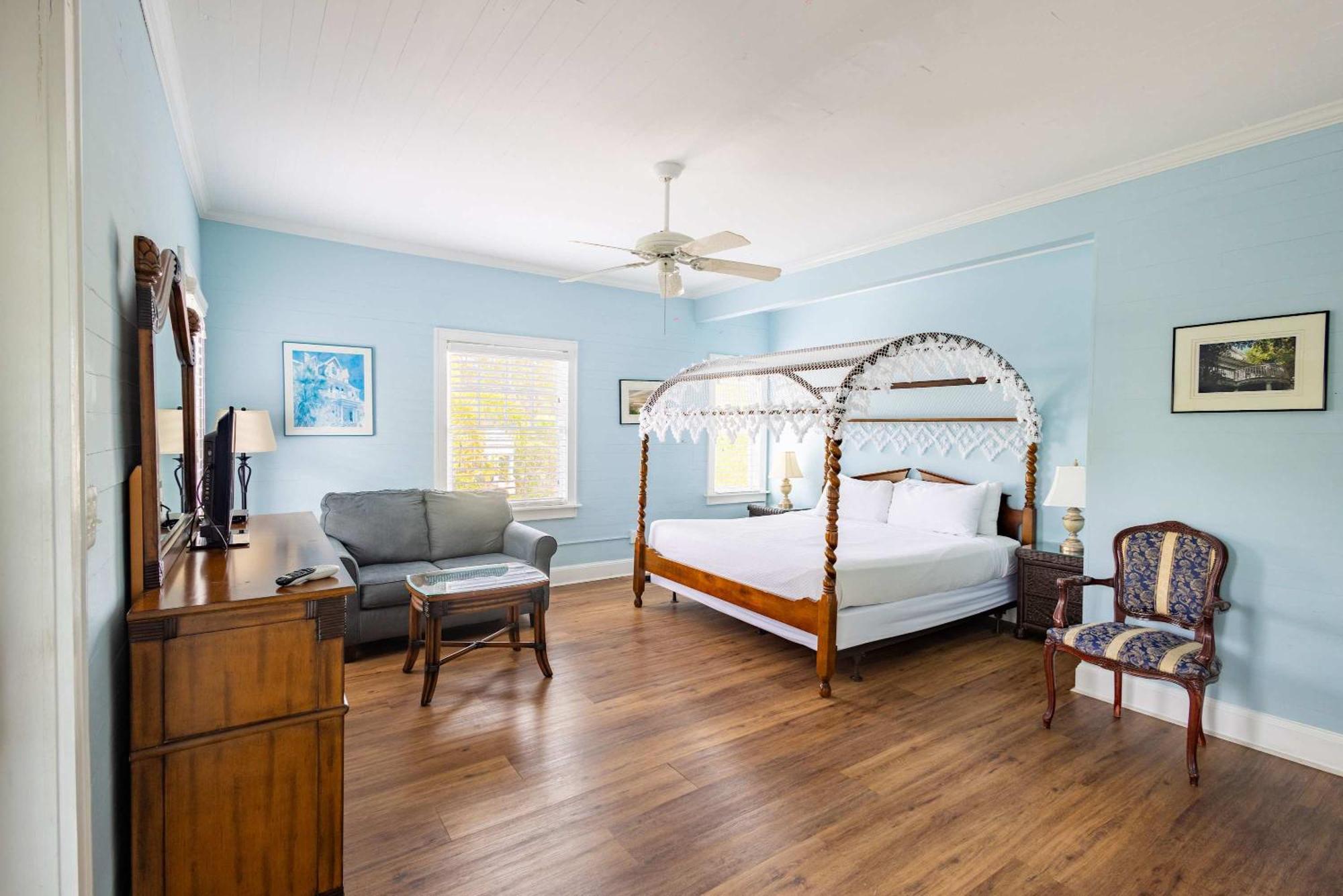 Deluxe King With Balcony - At James House With Parking! Key West Bagian luar foto