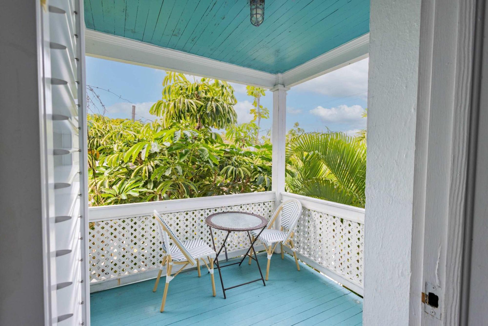 Deluxe King With Balcony - At James House With Parking! Key West Bagian luar foto